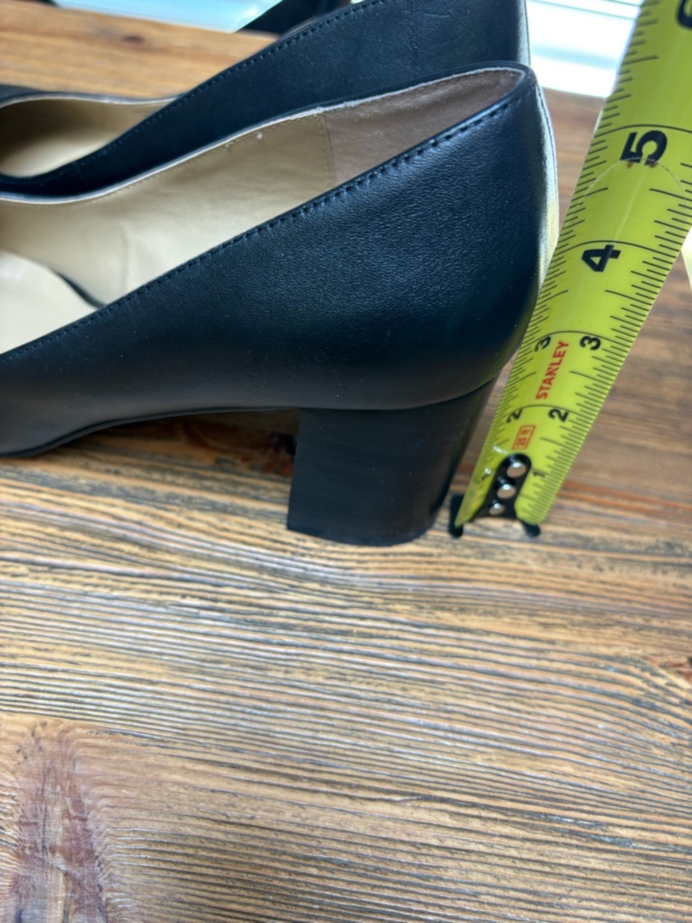 Adrienne Vittadini Black Leather Low Block Heel Pumps - Picture 4 of 12